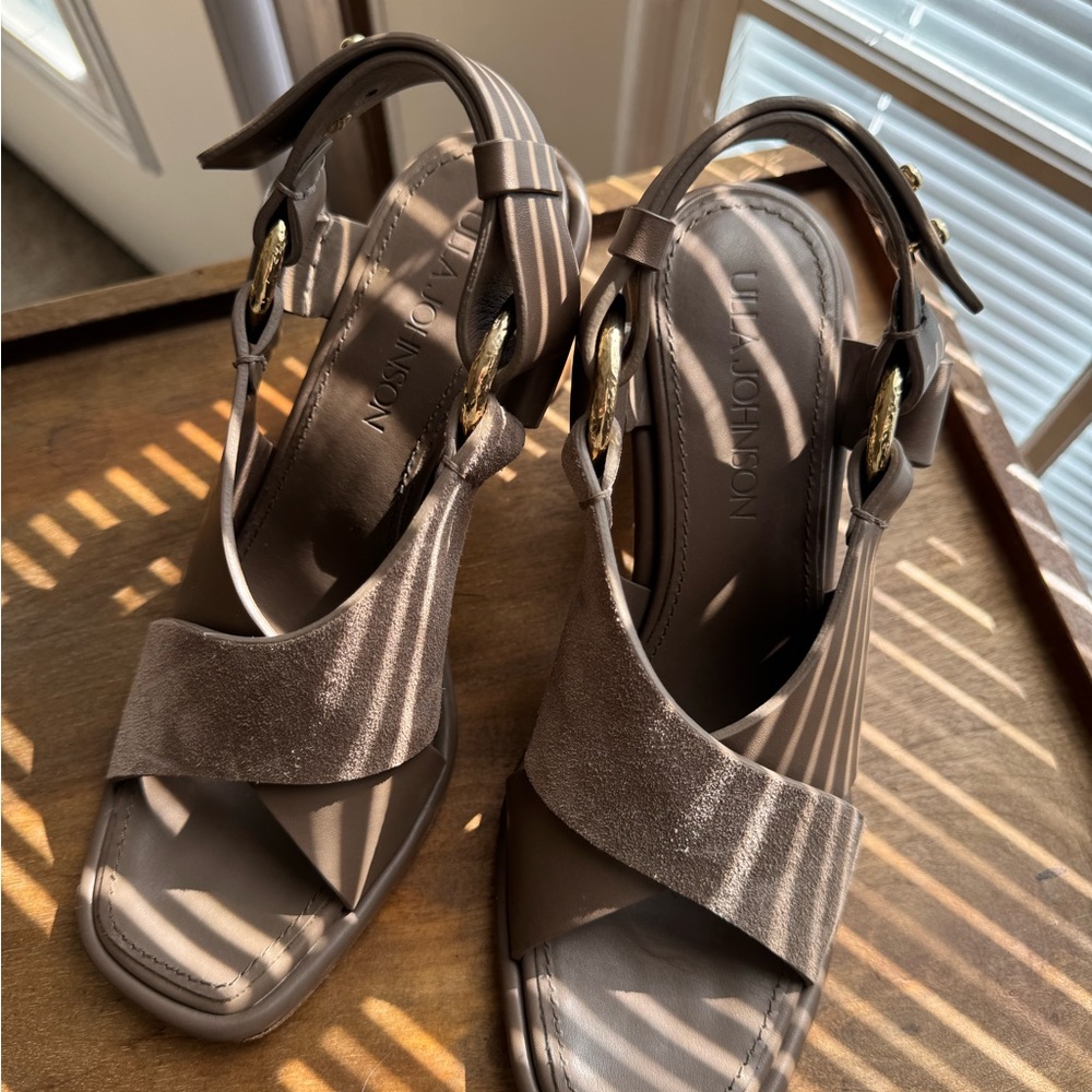 Ulla Johnson Women's Brown/Tan Open Toe Slingback Sandals